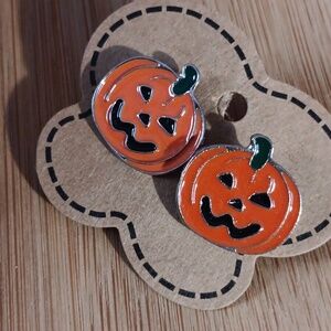 "Trick Or Treat"  Halloween Pumpkin Jack O' Lantern Enamel Stud Earrings New!